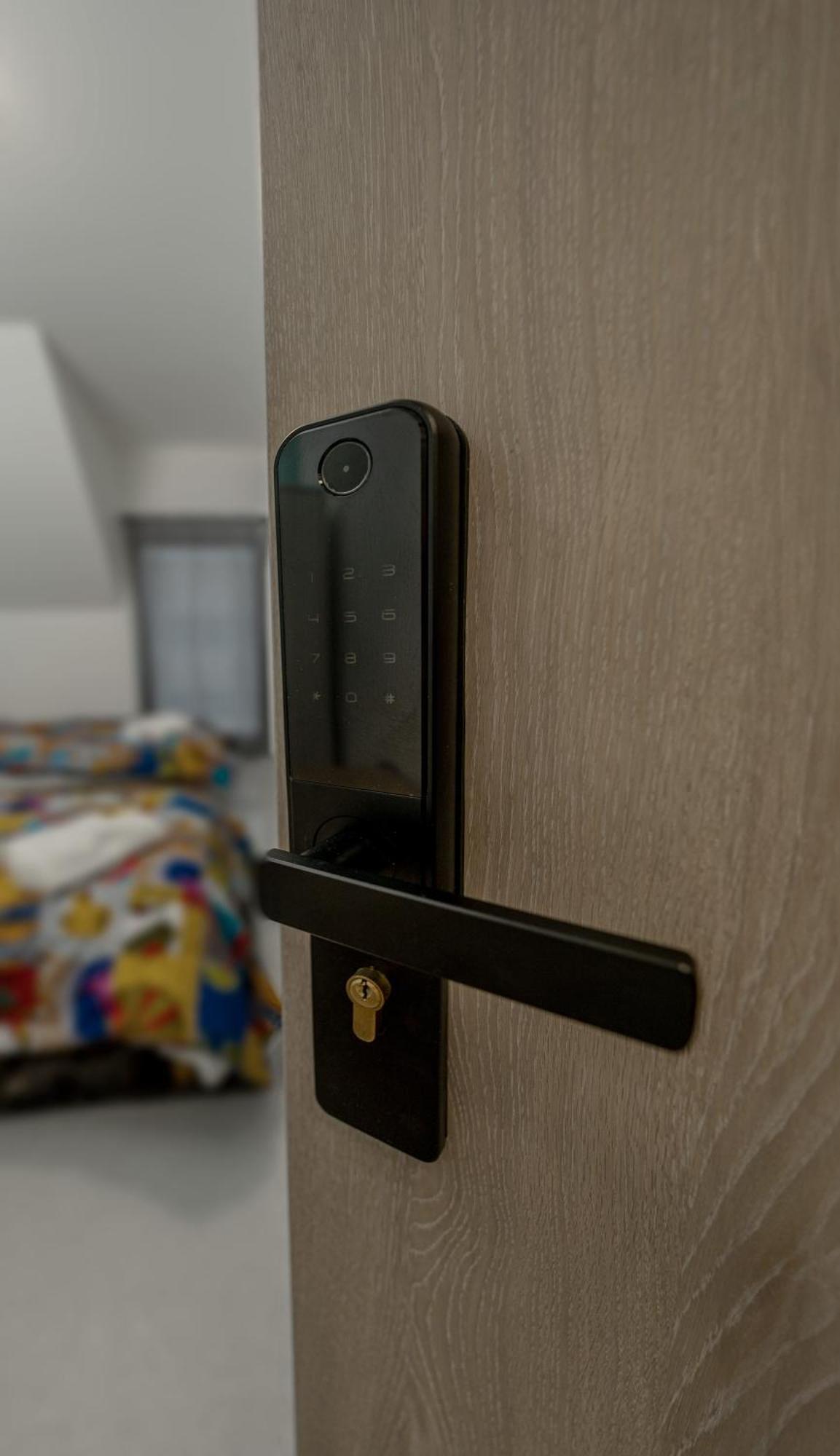 Soul Poznan Free Parking Bed and Breakfast Buitenkant foto
