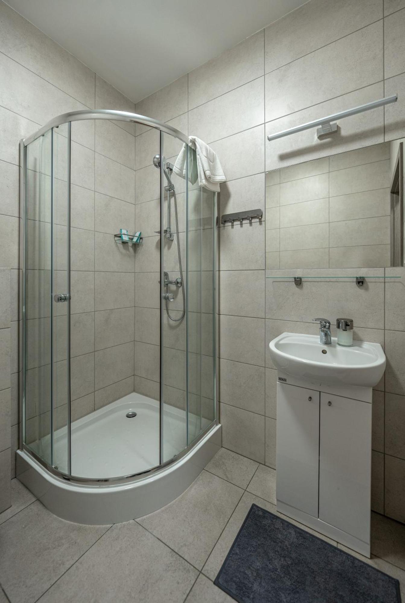 Soul Poznan Free Parking Bed and Breakfast Buitenkant foto