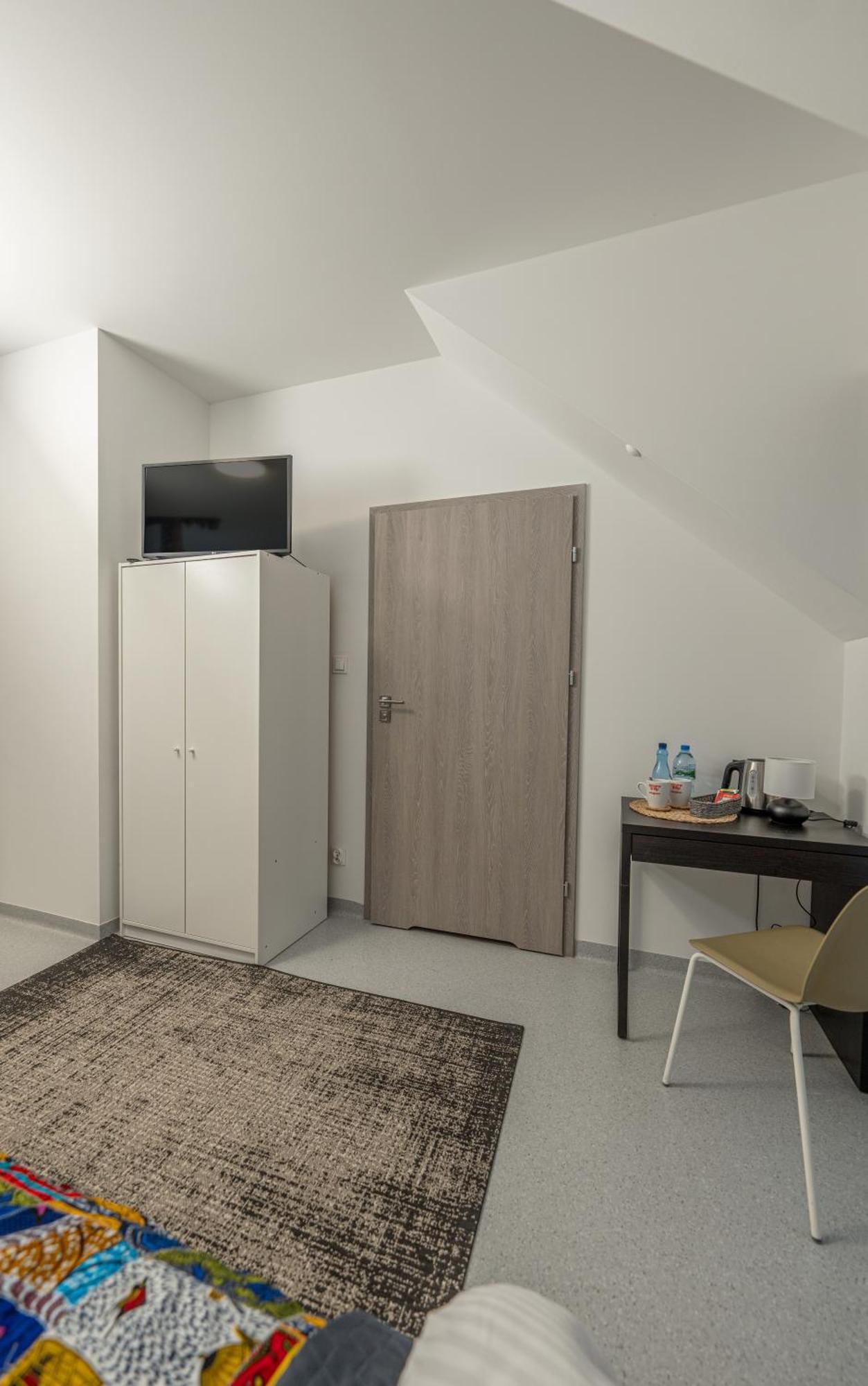 Soul Poznan Free Parking Bed and Breakfast Buitenkant foto